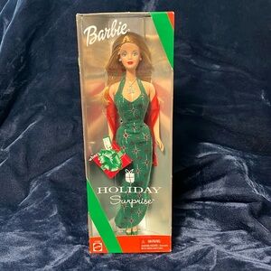 2000 Holiday Surprise Christmas Barbie